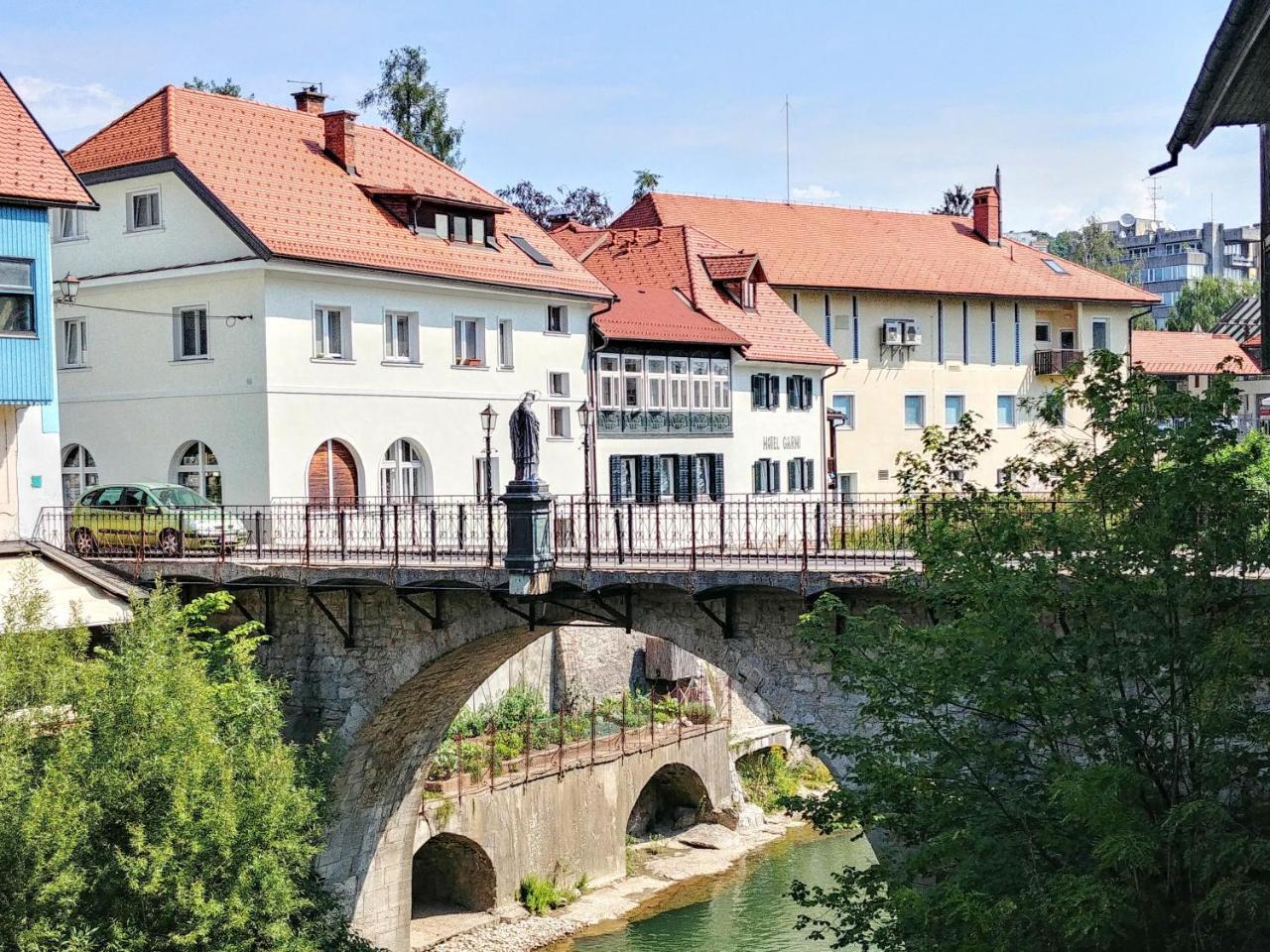 Hotel Garni Paleta Skofja Loka Exterior photo